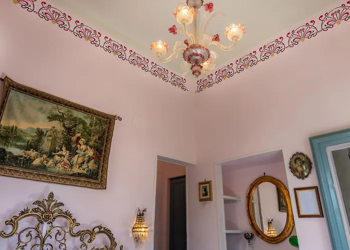 Alexander Art Nouveau Suites